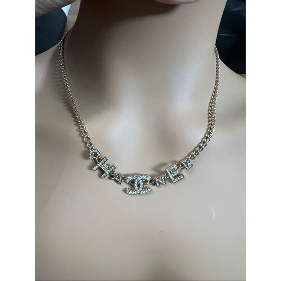 Cc gold tone chanel necklace - Picture 1 of 9